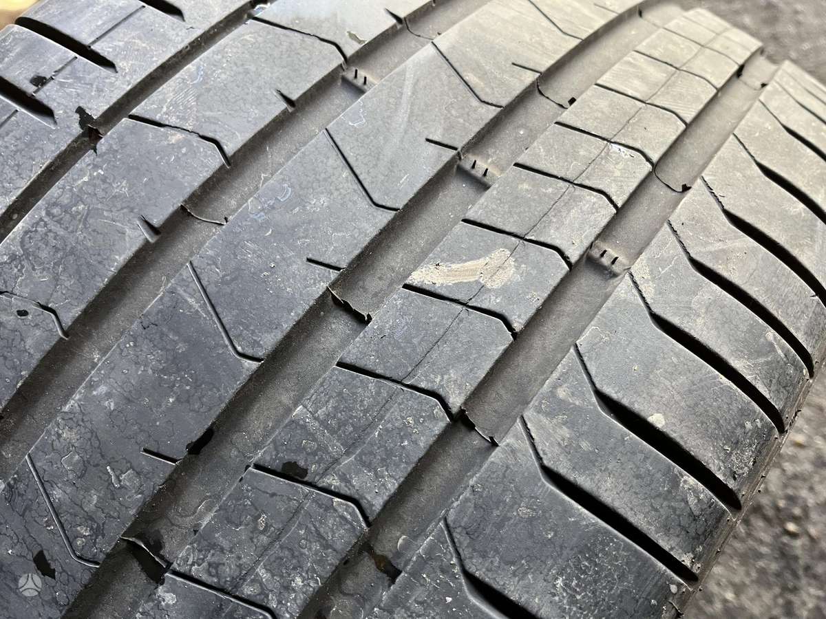 Pirelli PZero pz4*, summer 315/30 R22