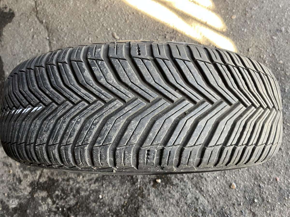 Michelin CrossClimate 2, всесезонные 215/65 R16