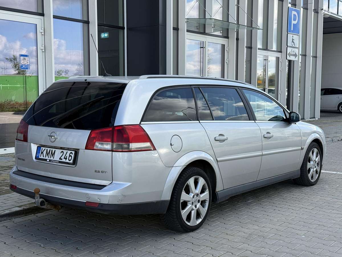 Opel Vectra, 2.2 l., Универсал