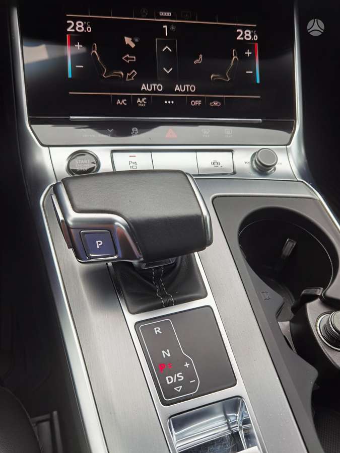 Audi A6, 2.0 l., Универсал