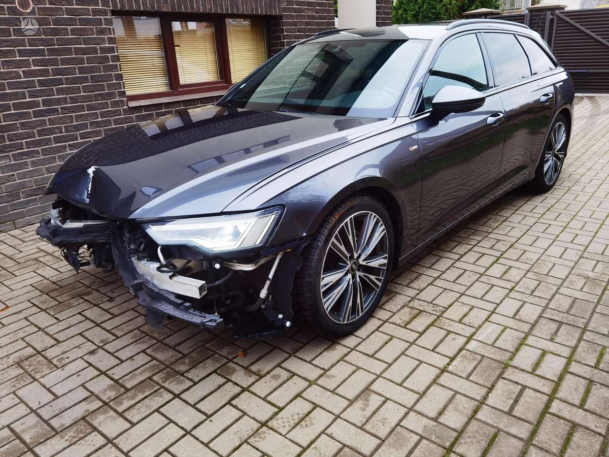 Audi A6, 2.0 l., universalas