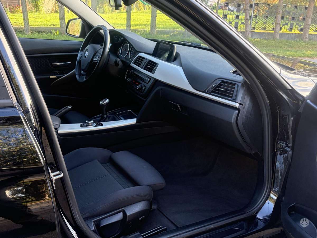 BMW 320, 2.0 l., wagon