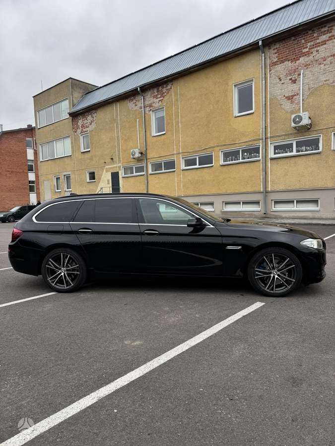 BMW 520, Универсал