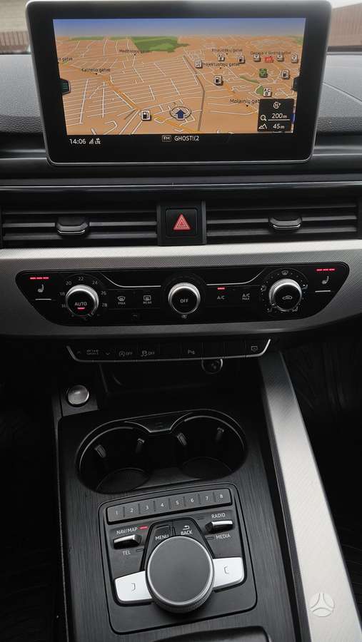 Audi A4, 3.0 l., universalas