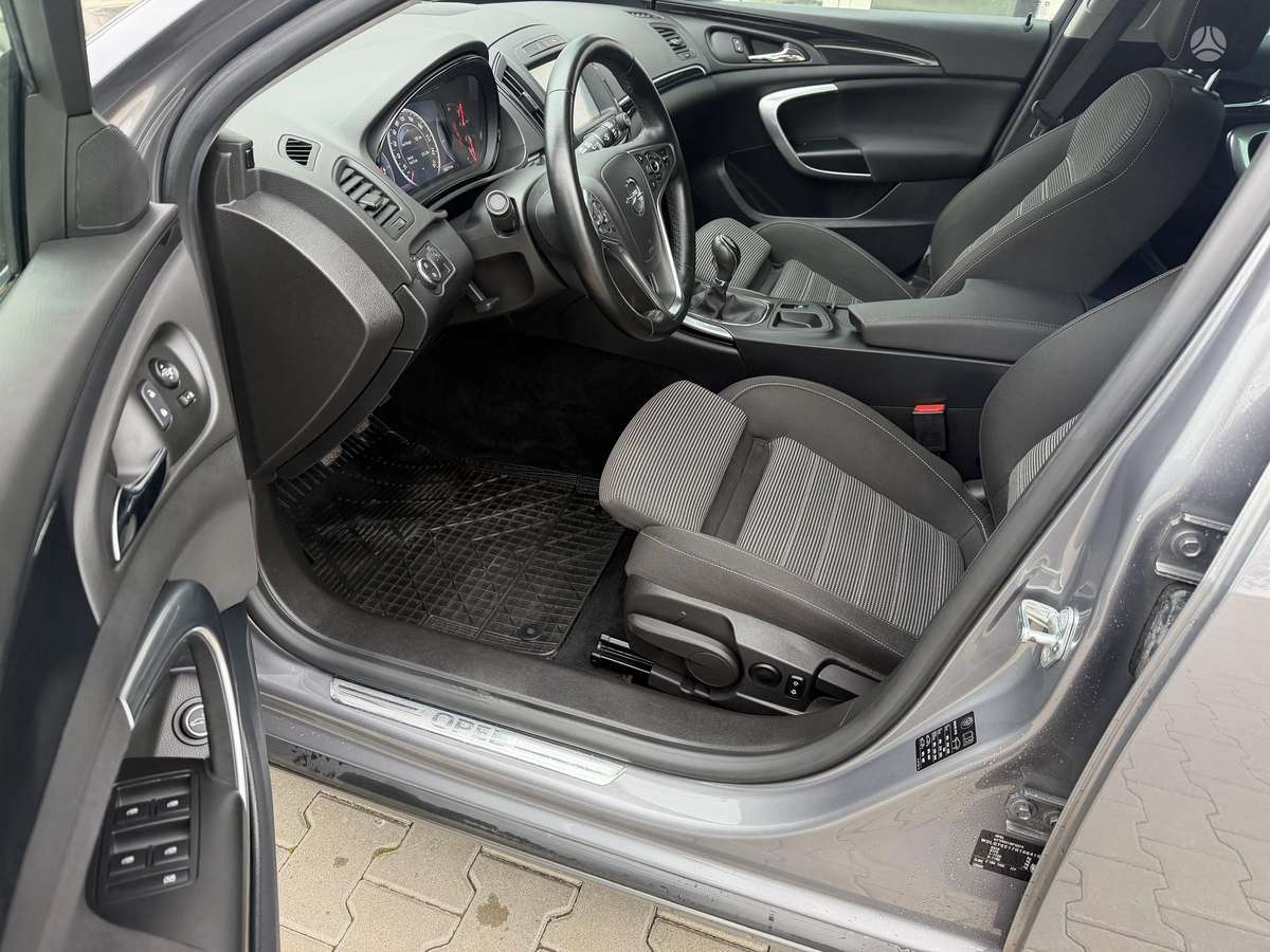 Opel Insignia, 2.0 l., Универсал