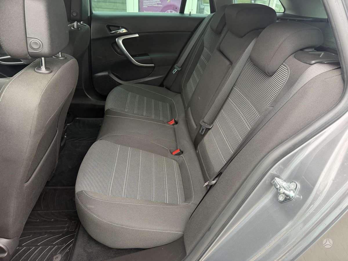 Opel Insignia, 2.0 l., Универсал