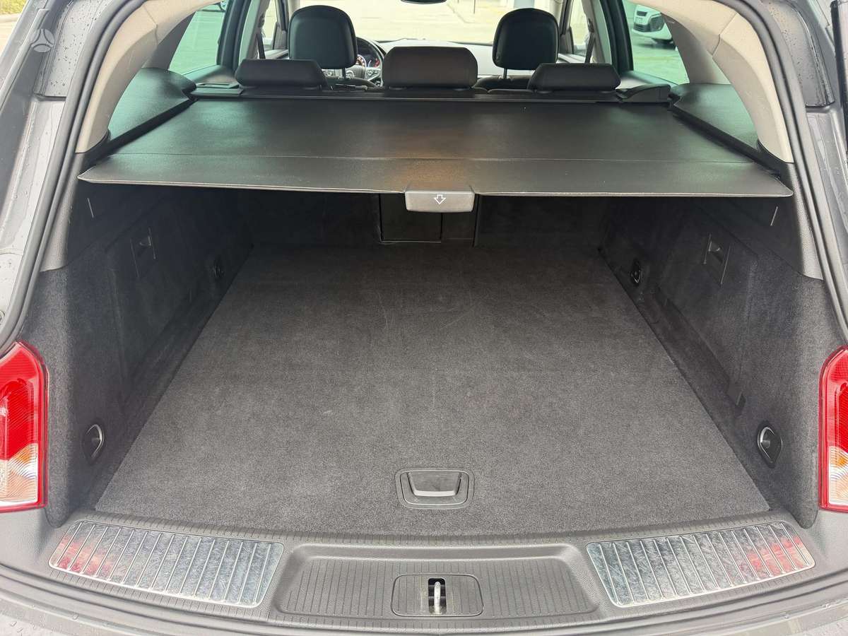 Opel Insignia, 2.0 l., Универсал