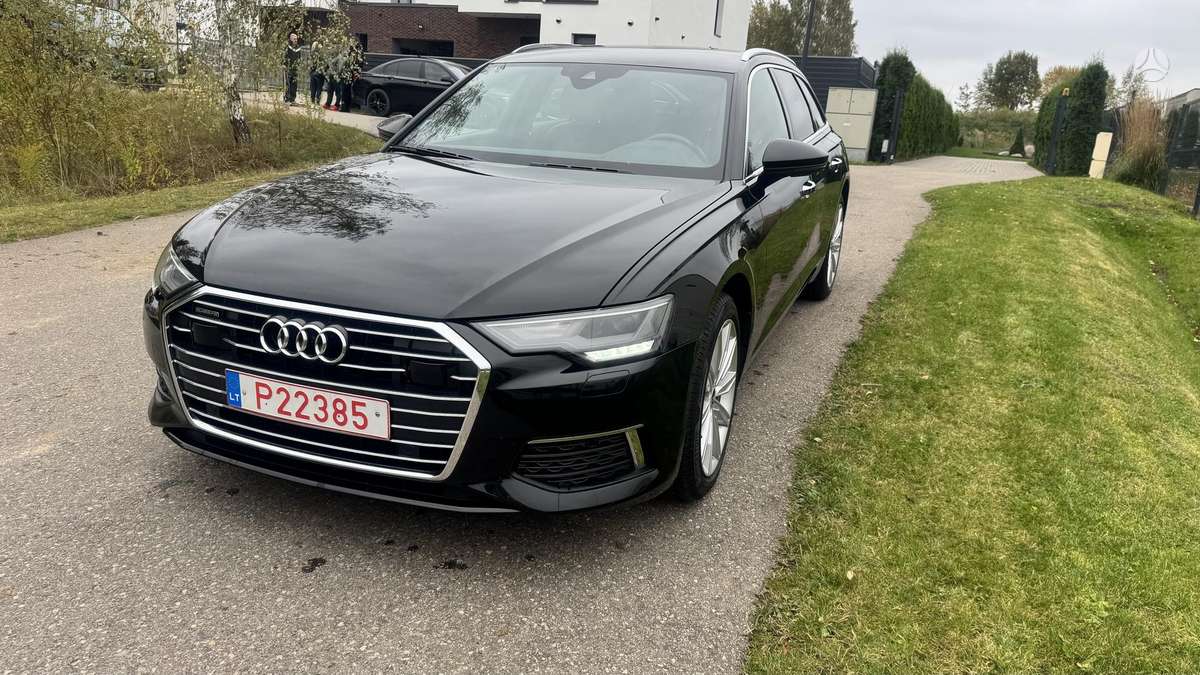 Audi A6, universalas