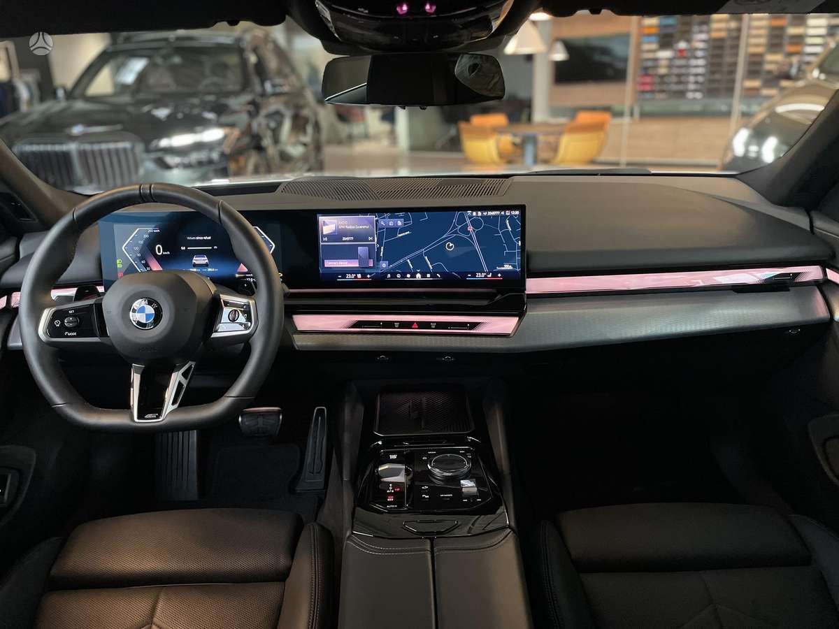 BMW 520, 2.0 l., Седан