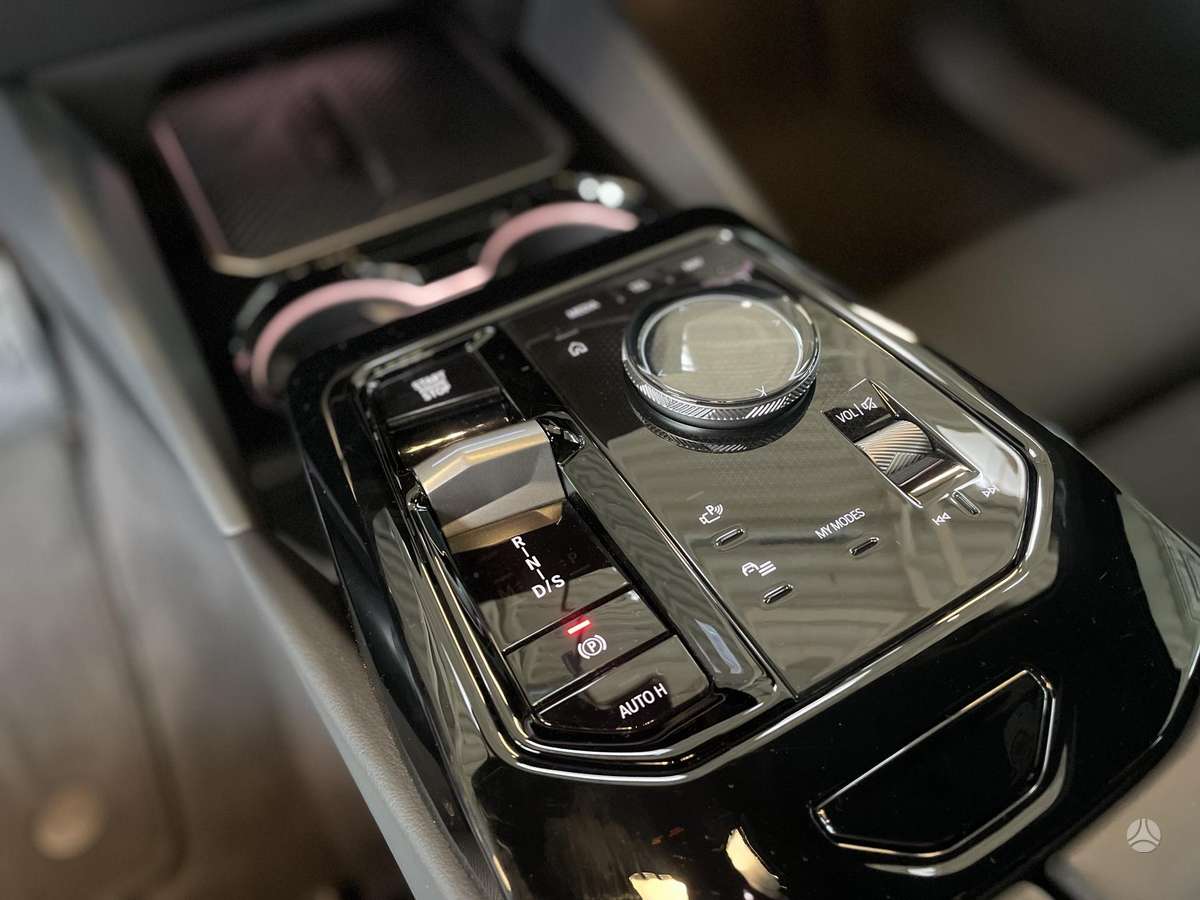 BMW 520, 2.0 l., Седан