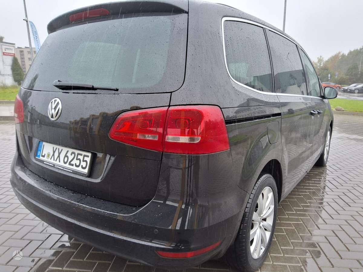 Volkswagen Sharan, 2.0 l., Минивэн