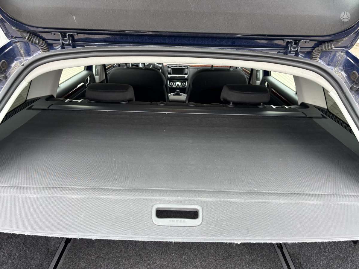 Skoda Superb, 1.8 l., wagon