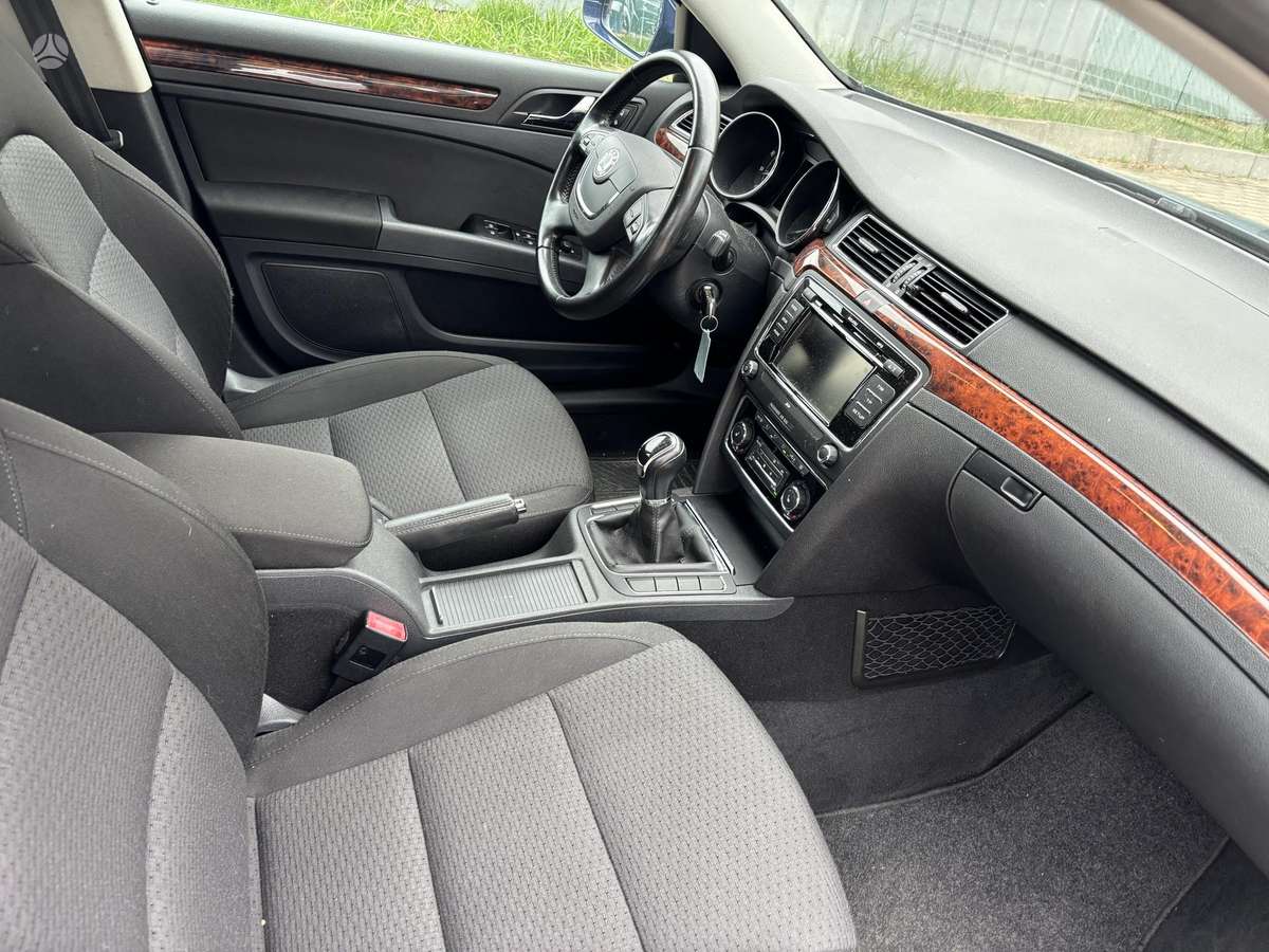 Skoda Superb, 1.8 l., wagon