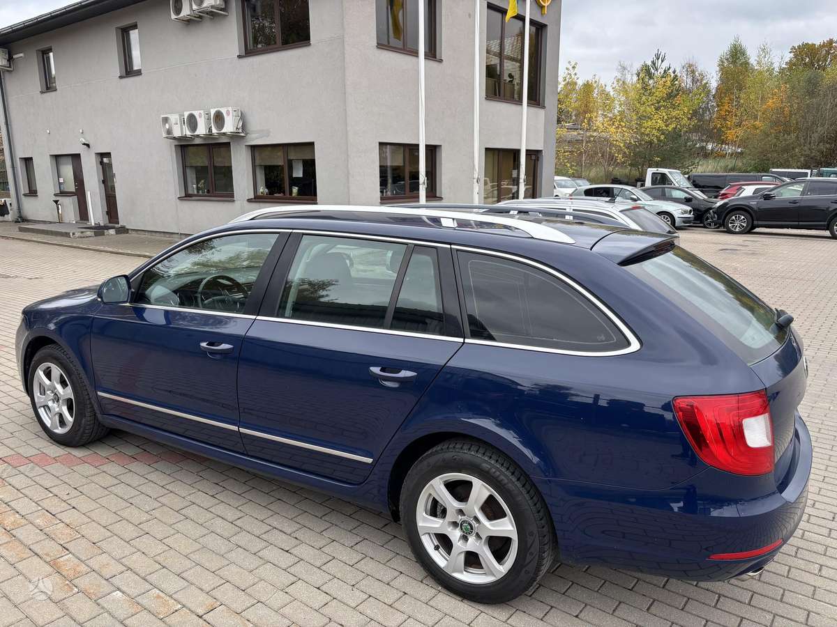 Skoda Superb, 1.8 l., wagon