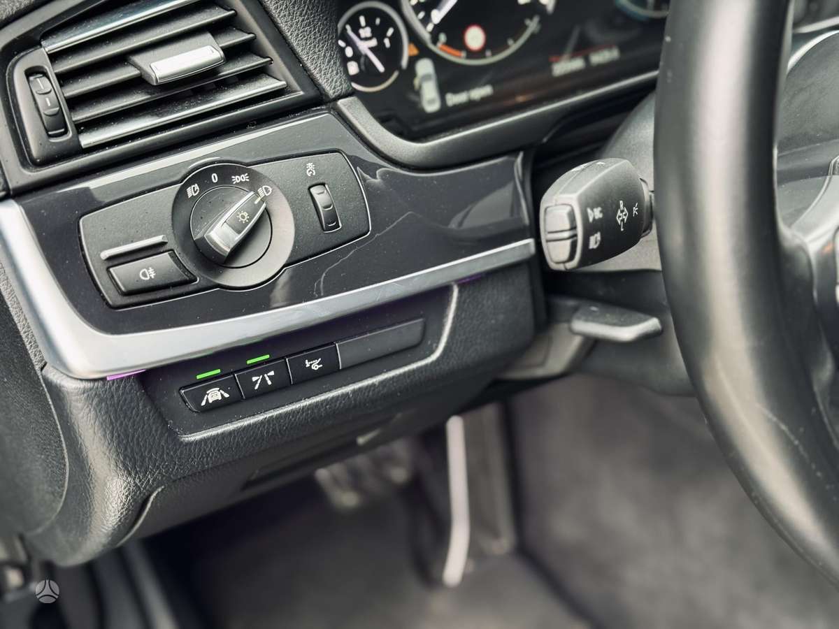 BMW 520, 2.0 l., sedanas