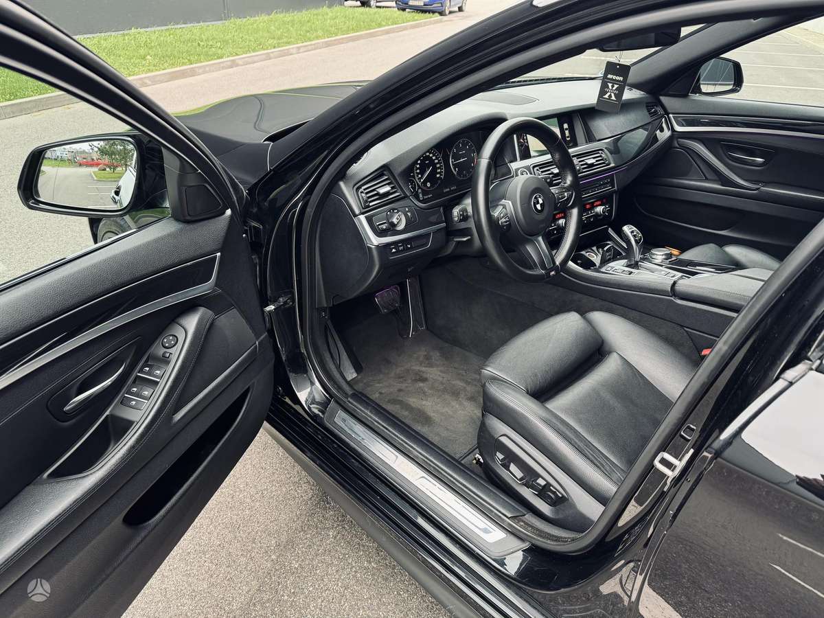 BMW 520, 2.0 l., Седан