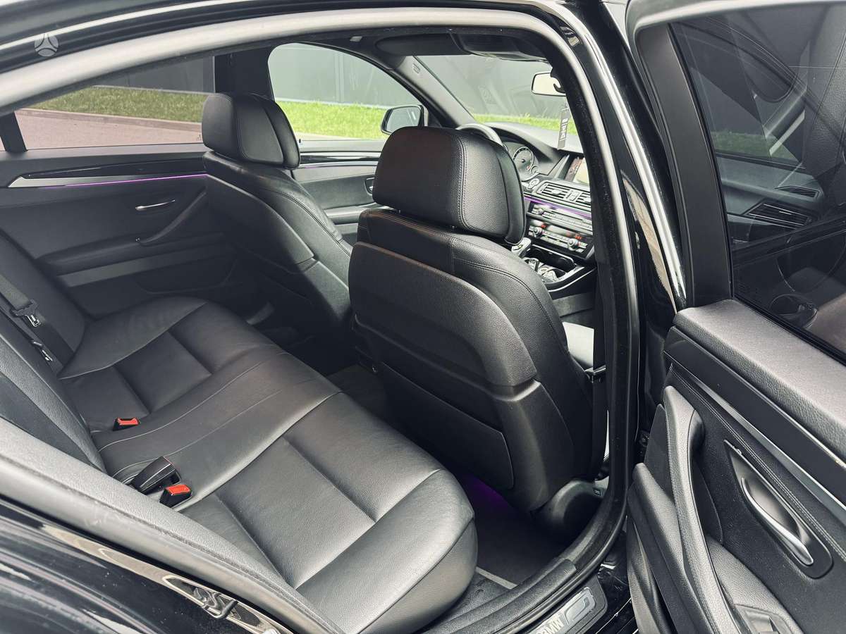 BMW 520, 2.0 l., sedanas