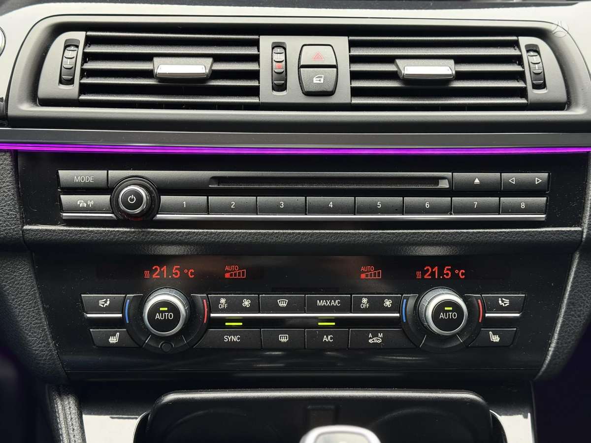 BMW 520, 2.0 l., sedanas