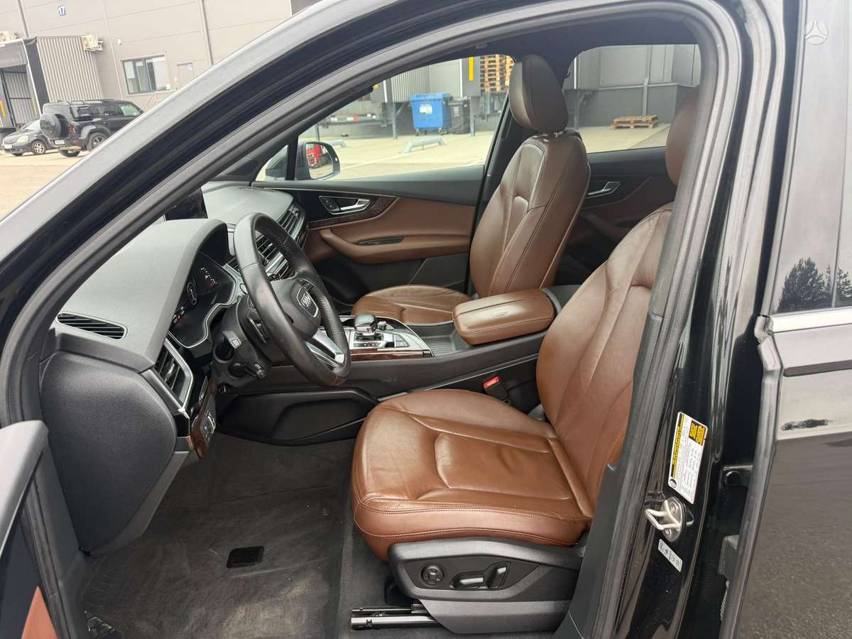 Audi Q7, 3.0 l., Внедорожник / Кроссовер