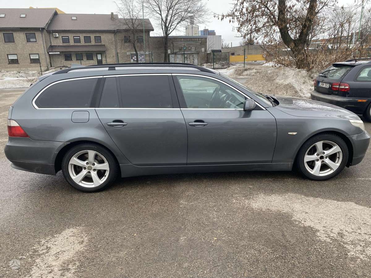 BMW 530, 3.0 l., wagon