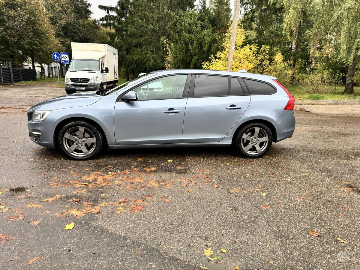 Volvo V60, 2.0 l., Универсал