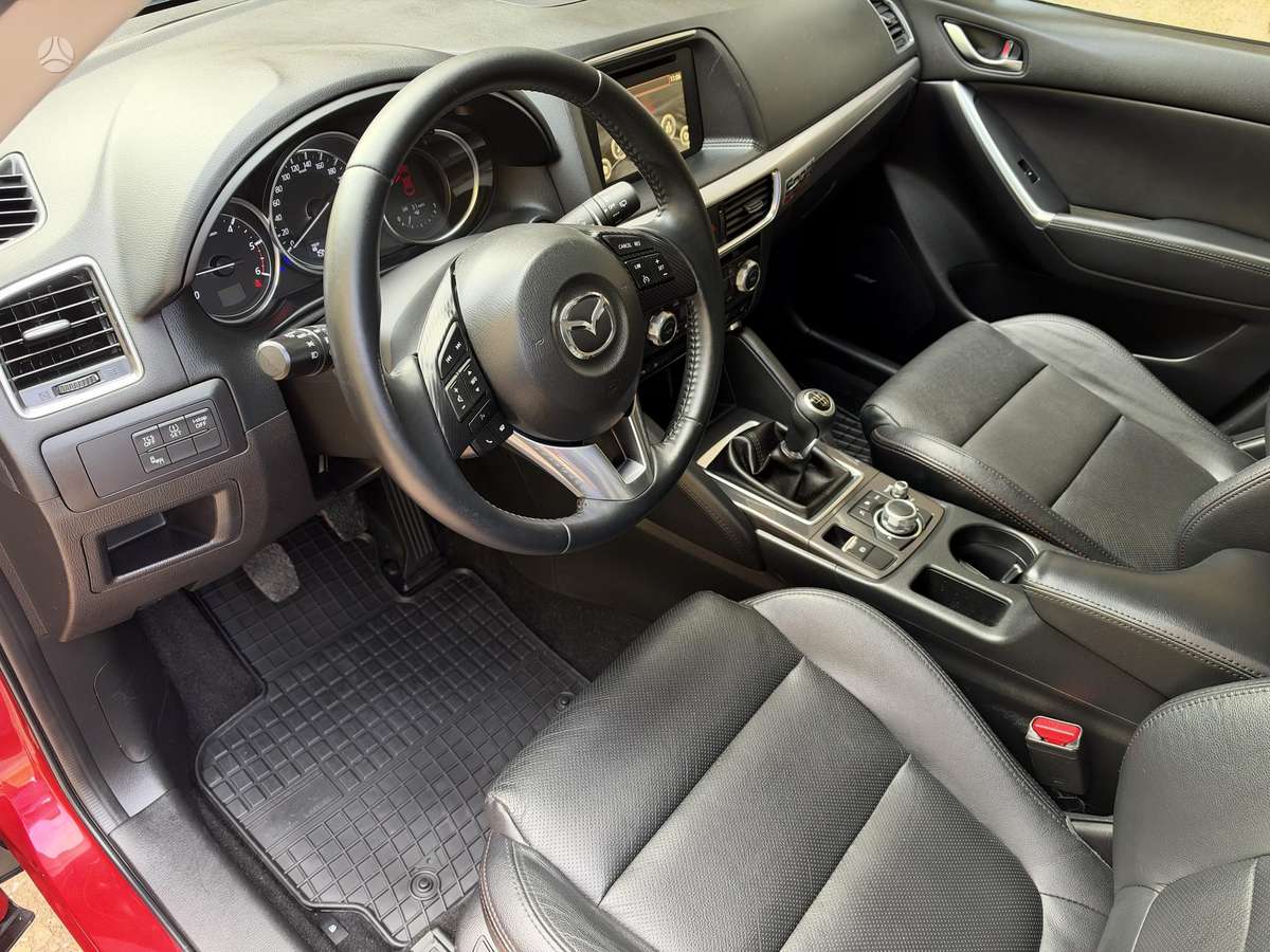 Mazda CX-5, 2.2 l., Внедорожник / Кроссовер