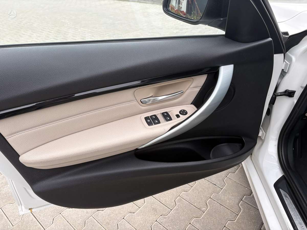 BMW 318, 2.0 l., universalas