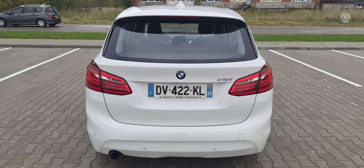 BMW 218 Active Tourer, 1.5 l., hatchback