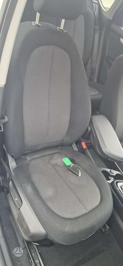 BMW 218 Active Tourer, 1.5 l., hatchback