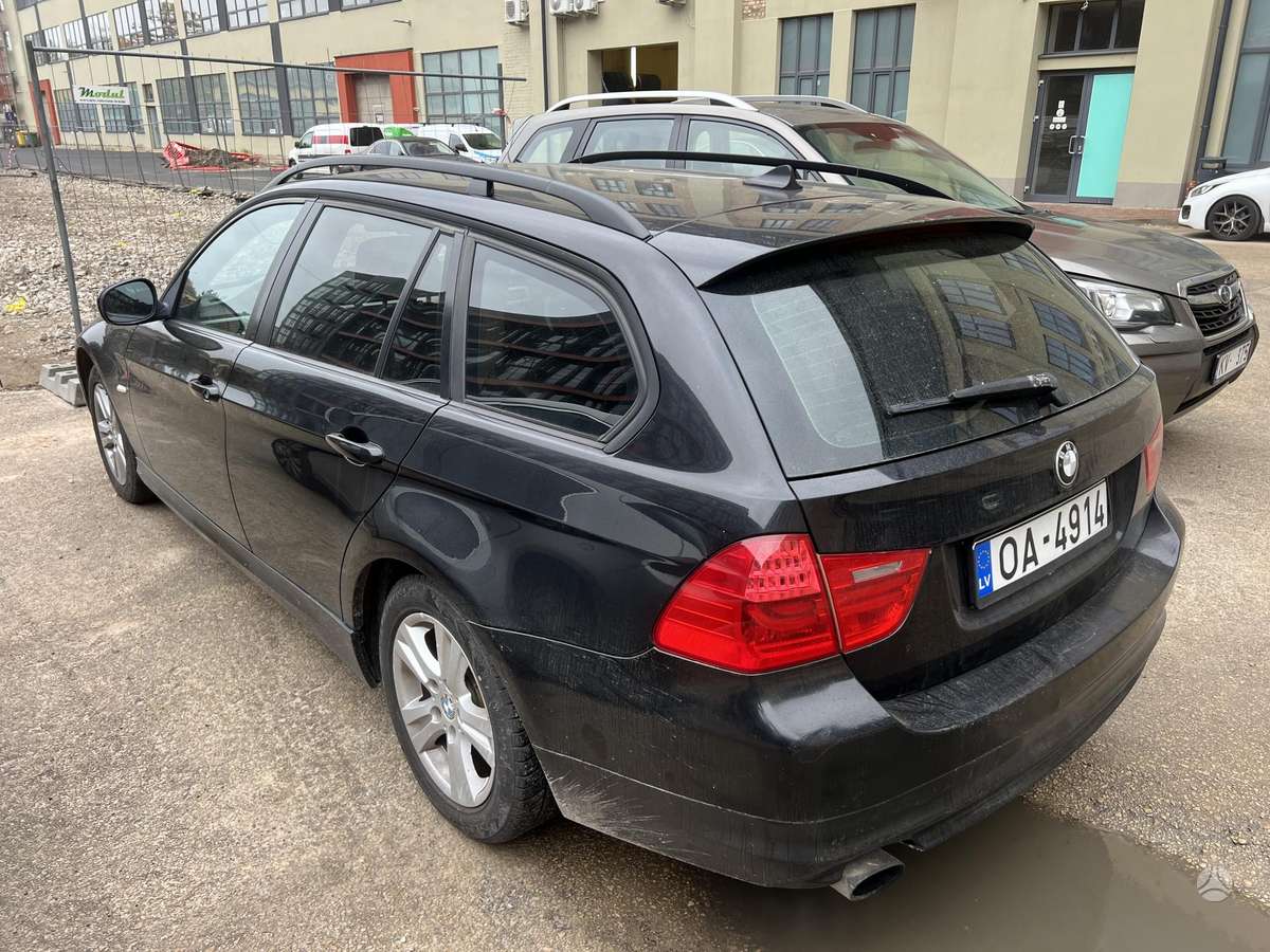 BMW 320, 2.0 l., wagon