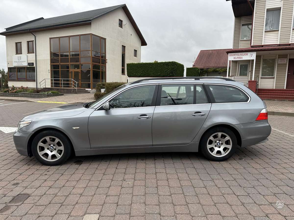 BMW 525, 2.5 l., Универсал