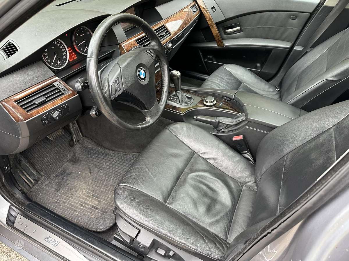 BMW 525, 2.5 l., wagon