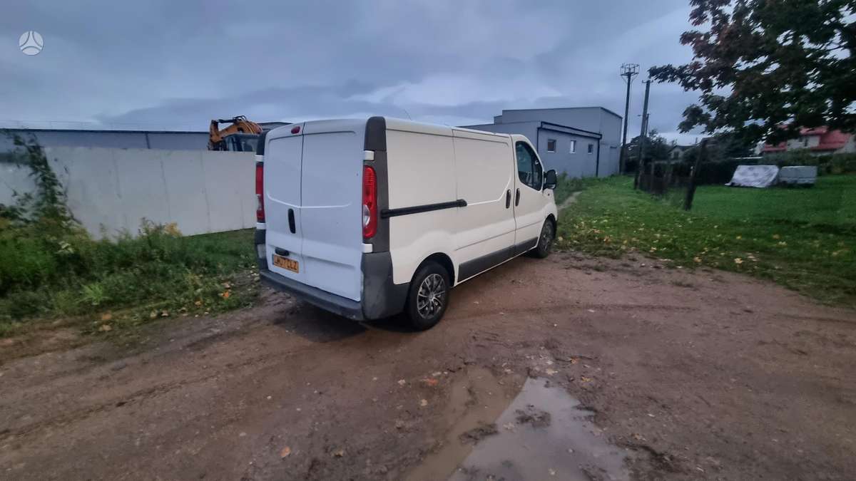 Opel Vivaro, autobusai