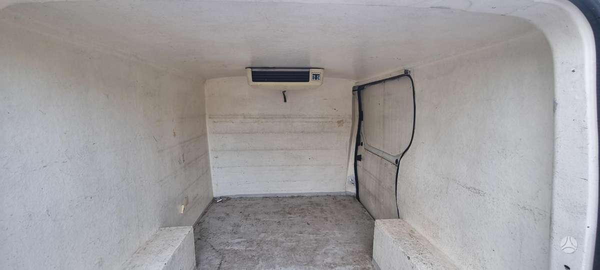 Opel Vivaro, autobusai