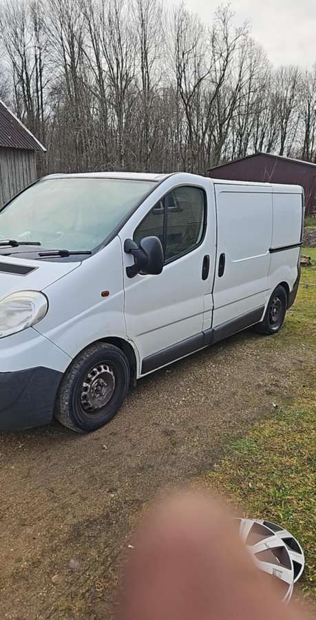 Opel Vivaro, autobusai
