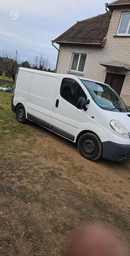 Opel Vivaro, autobusai