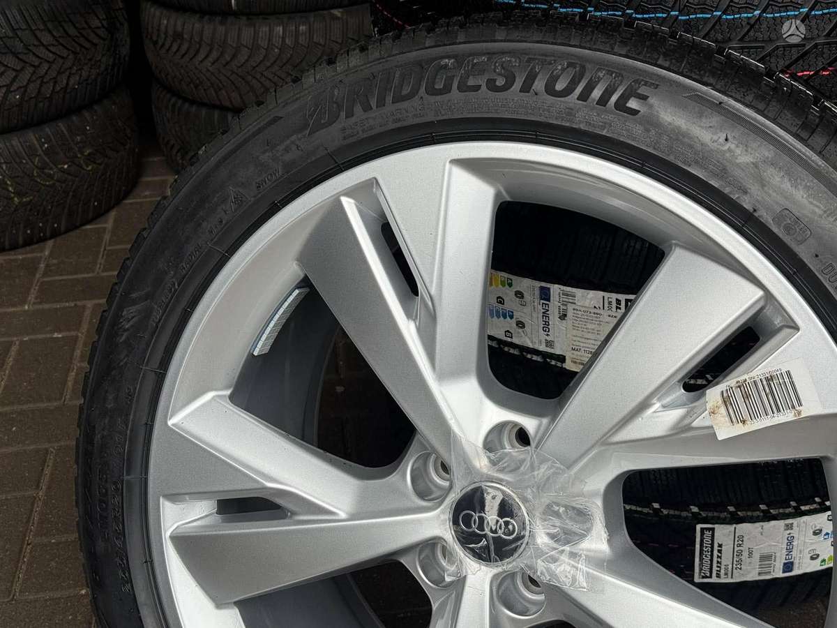 Audi Q4 E-TRON NAUJAS KOMPL., легкосплавные , R20