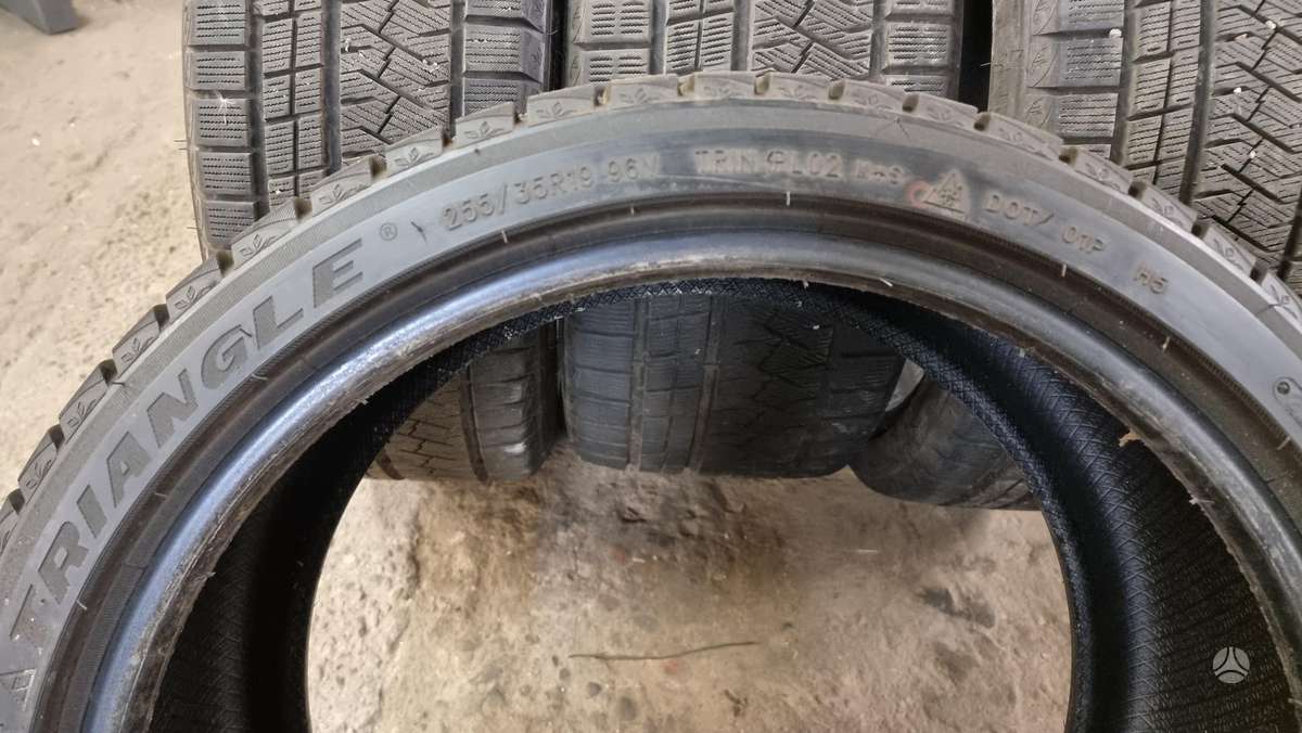 Triangle Snowlink, зимние 255/35 R19