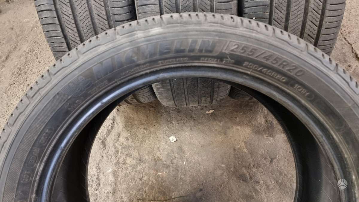 Michelin, universalios 255/45 R20