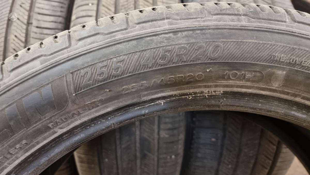 Michelin, всесезонные 255/45 R20