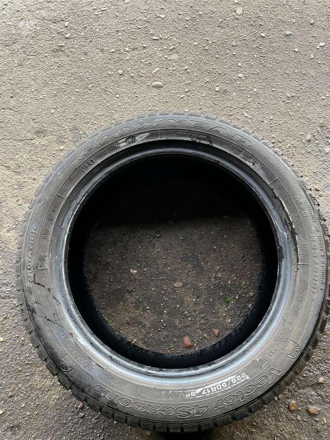 Goodyear Vector 4Seasons, universalios 225/50 R17