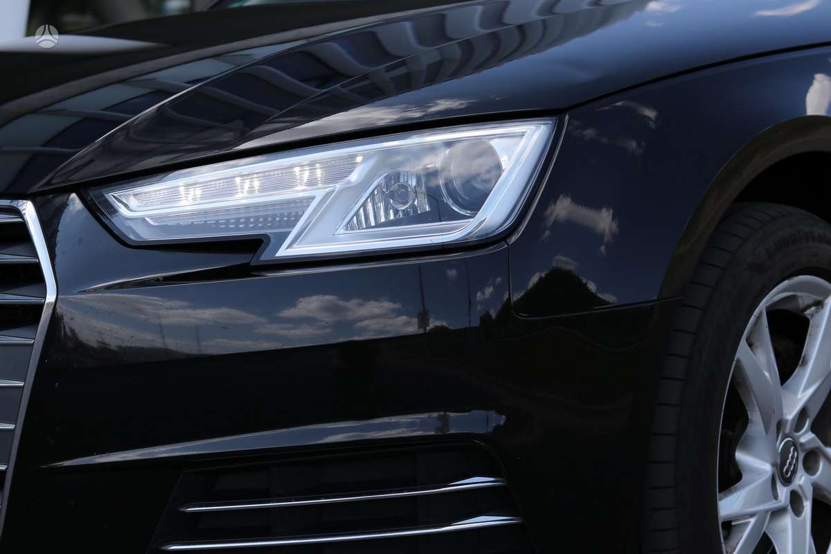 Audi A4, 2.0 l., Универсал
