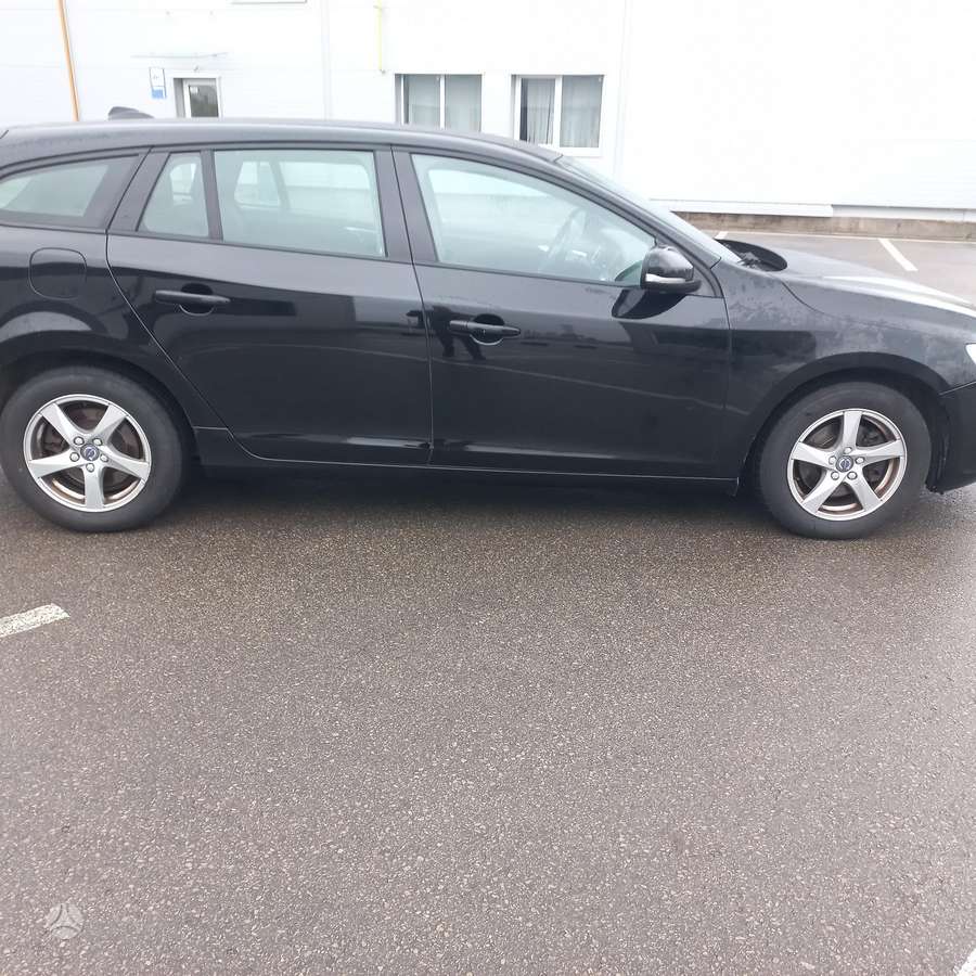 Volvo V60, 2.0 l., Хэтчбек