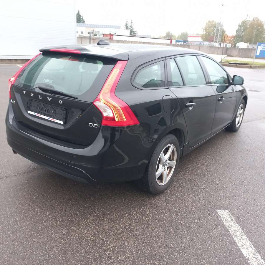 Volvo V60, 2.0 l., Хэтчбек