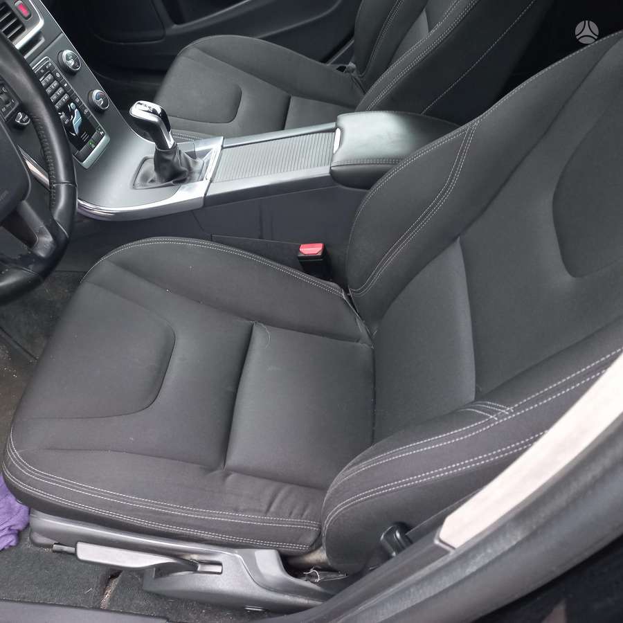 Volvo V60, 2.0 l., Хэтчбек