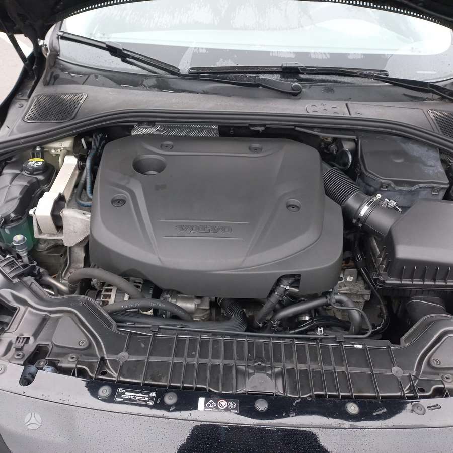 Volvo V60, 2.0 l., Хэтчбек