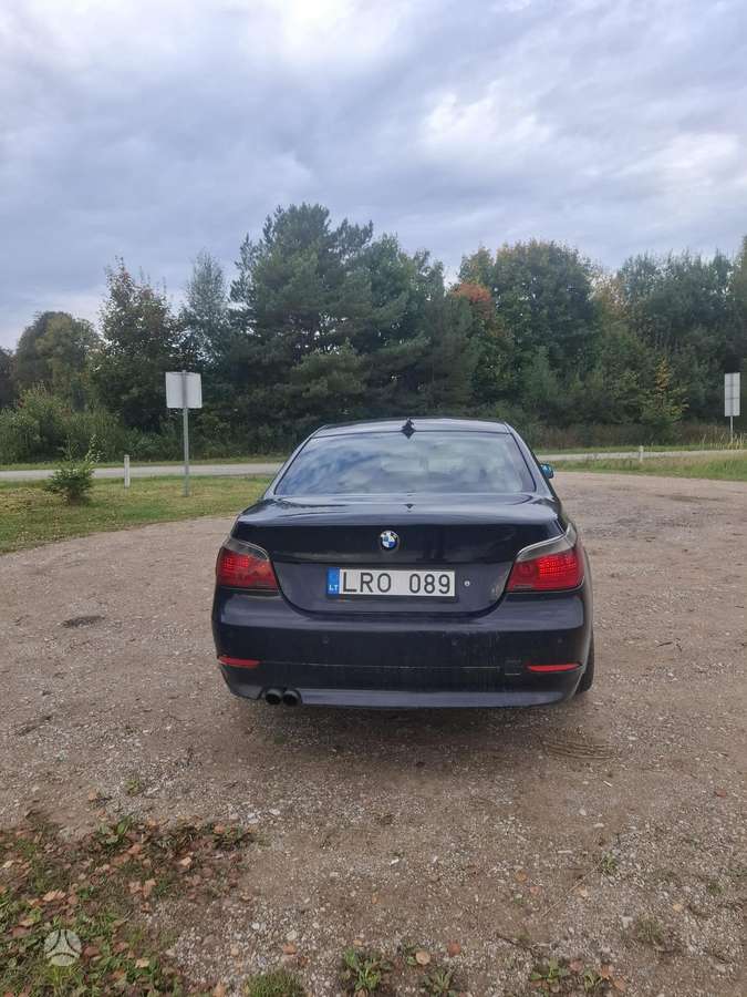 BMW 525, 2.5 l., Седан