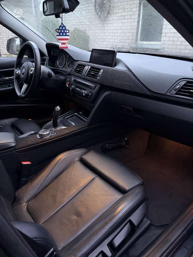 BMW 320, 2.0 l., wagon