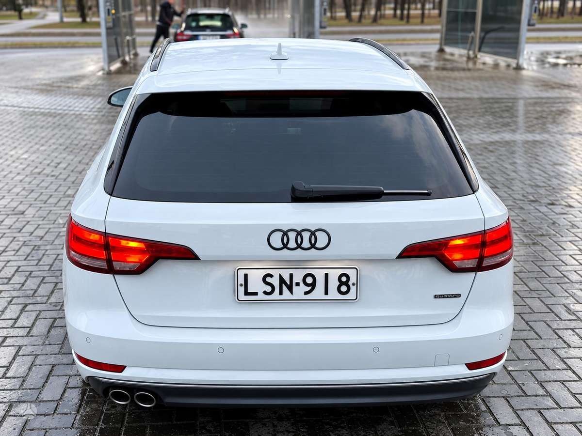 Audi A4, 3.0 l., universalas