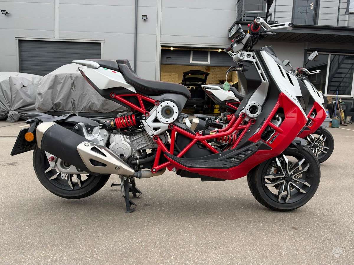 Italjet Dragster 200cc, scooters / mopeds